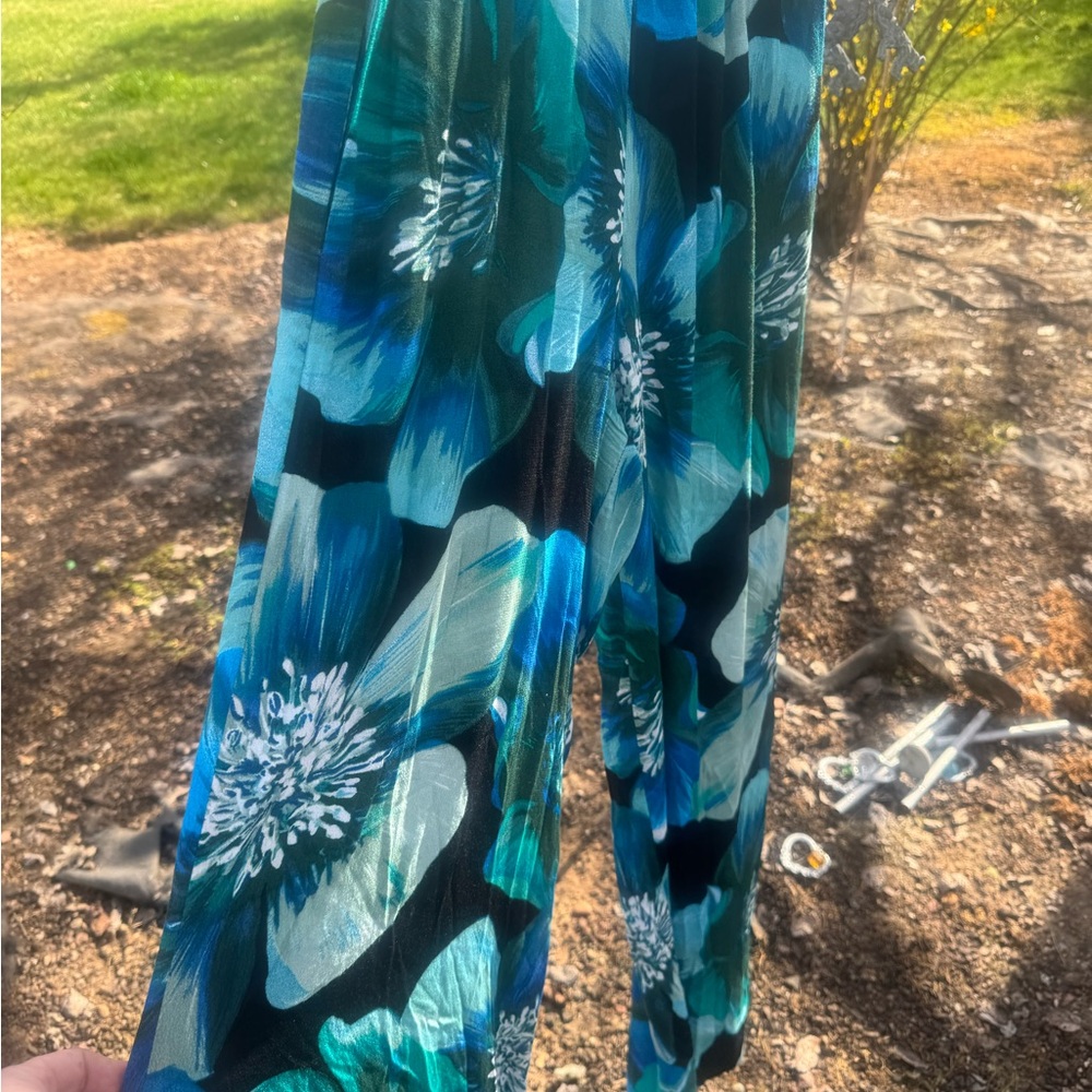 Forever 21 Blue & Teal Floral Wide Leg Pants
